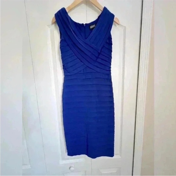 Adrianna Papell V Neck Shutter Pleat Wrap Midi Dress - Picture 5 of 9